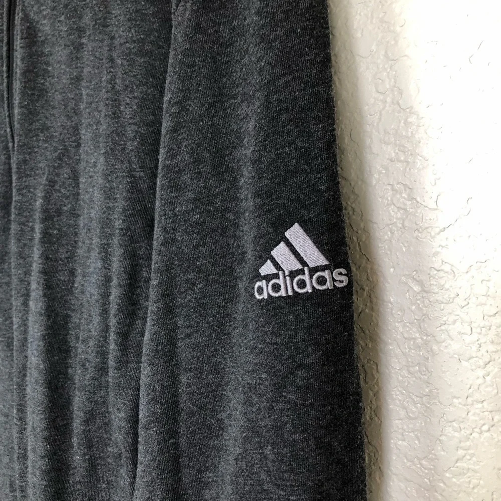 Men's Adidas 1/4 Zip Pullover Top Gray Embroidered Logo size XL